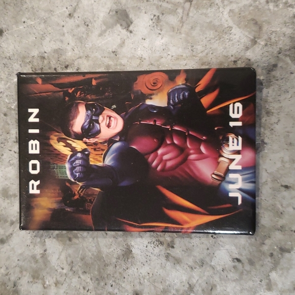 Batman 1989 Promo Set of Buttons - Picture 3 of 7